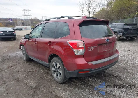 2017 Subaru Forester 2.5I Premium z USA, uszkodzony, nr VIN JF2SJAGC7HH807500